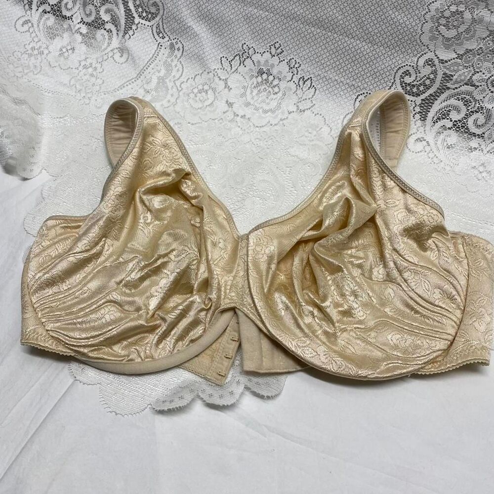 * bali Live it up size 42DDD seamless underwire cushioned straps